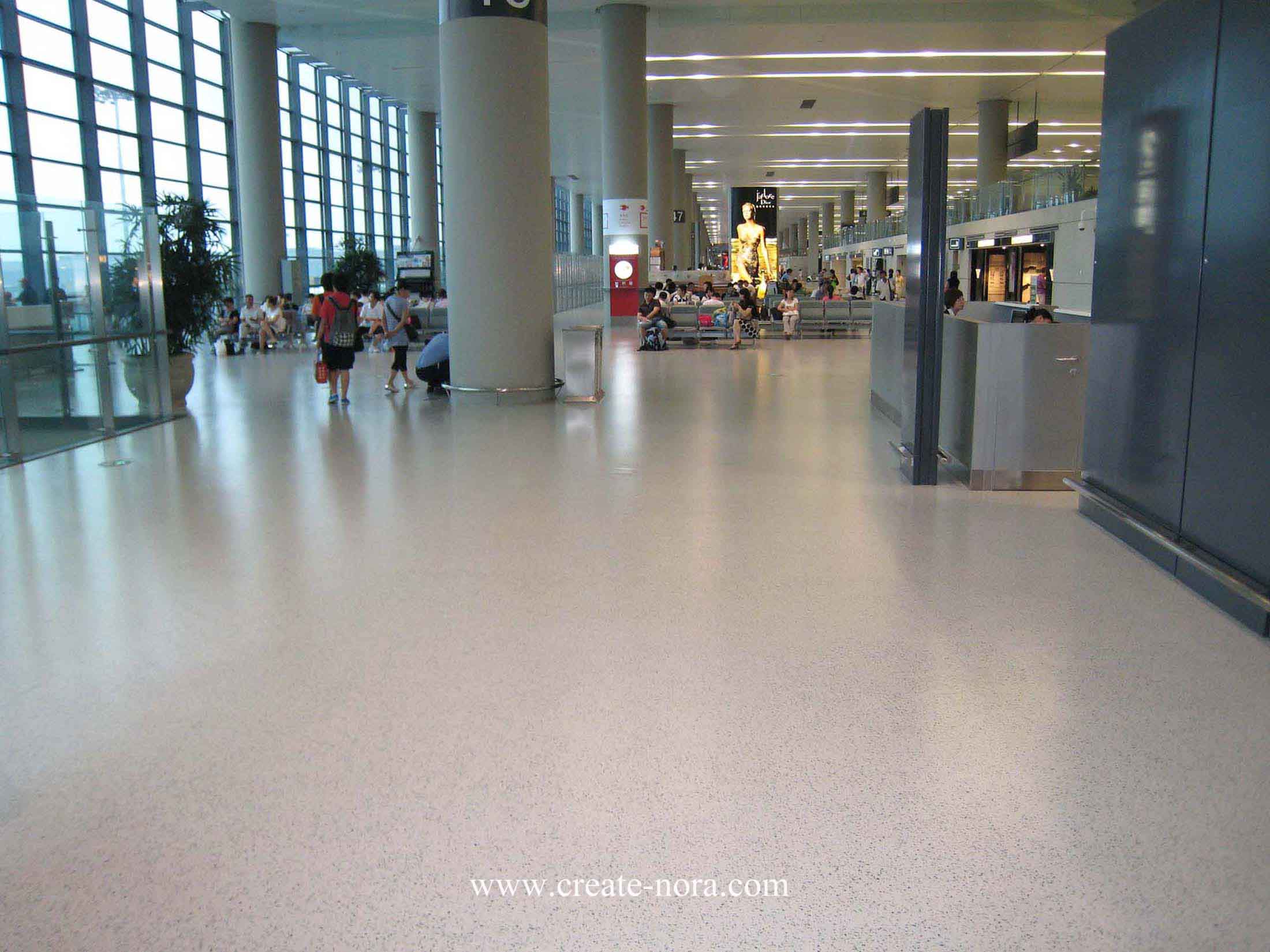 the photo of nora rubber flooring in Hongqiao Airport T2 3
